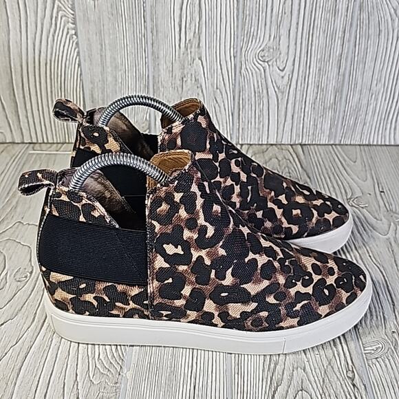 Steve Madden CRUSHIN Animal Print Wedge Ankle Boot Sneakers, Women's 9 - Picture 2 of 13